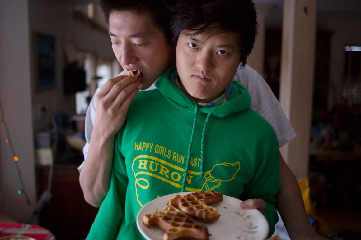 DEANNA AND DD N03A7795 edit II